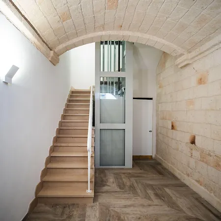 Dimora Maio Πανσιόν 4*