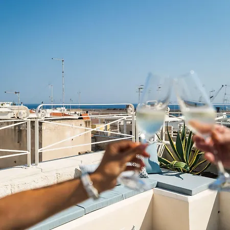 Πανσιόν Dimora Maio