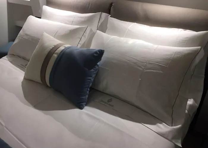 Dimora Maio ゲストハウス 4*