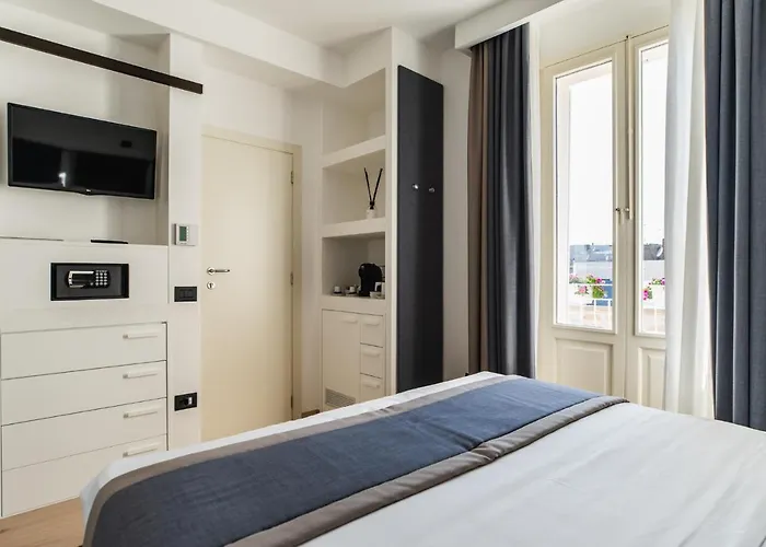 ゲストハウス Dimora Maio 4*