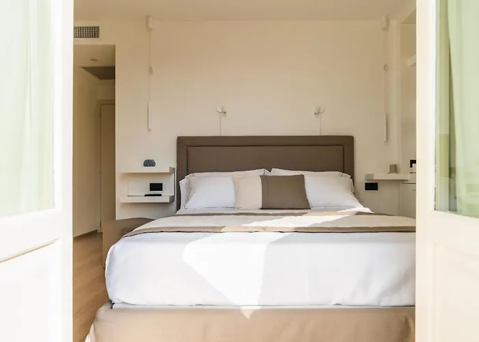 Dimora Maio モノーポリ